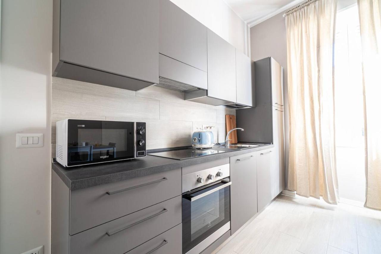 Easylife - Accogliente Residenza A Due Passi Dal Duomo Apartment Milan Exterior photo